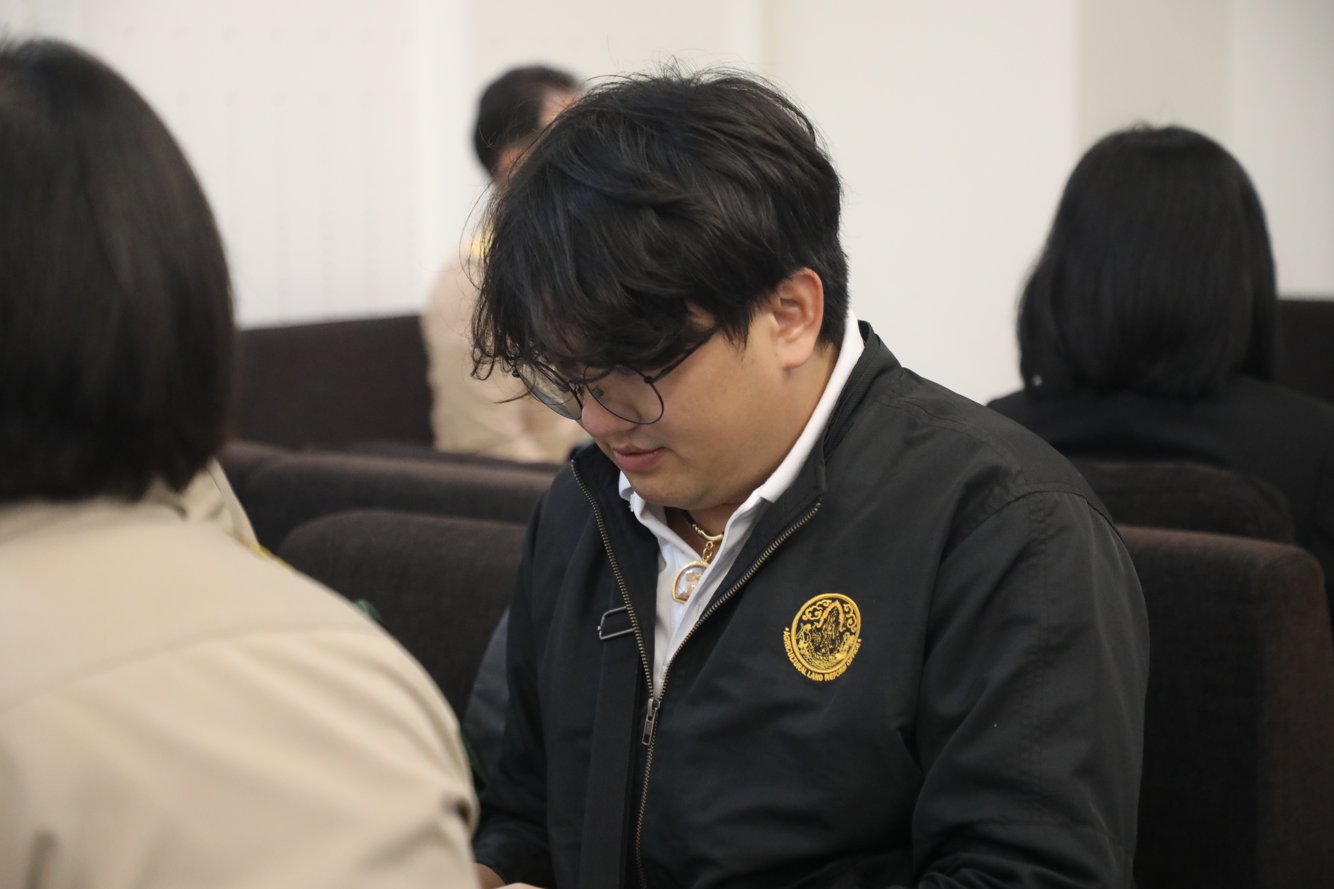 title - ส.ป.ก. เข้าชี้แจงงบประมาณ ต่อคณะกรรมาธิการวิสามัญพิจารณาร่างพระราชบัญญัติงบประมาณรายจ่าย ประจำปีงบประมาณ พ.ศ. 2570 สภาผู้แทนราษฎร ครั้งที่ 9